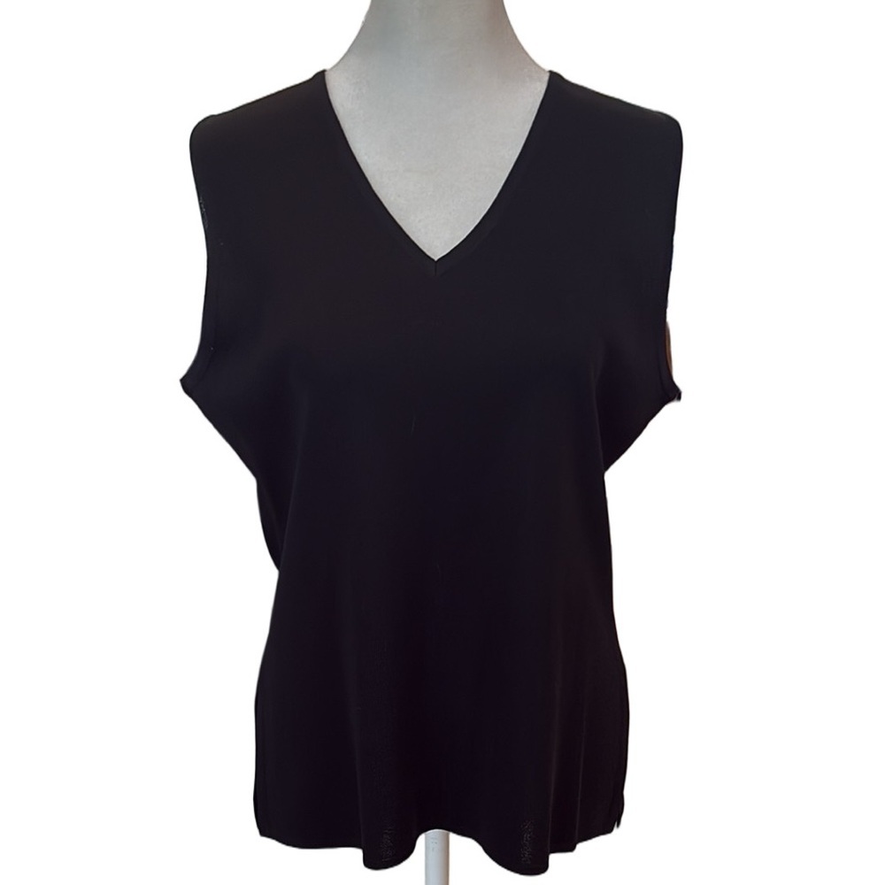 Exclusively Misook Size M black v neck sleeveless top. Closet staple neutral